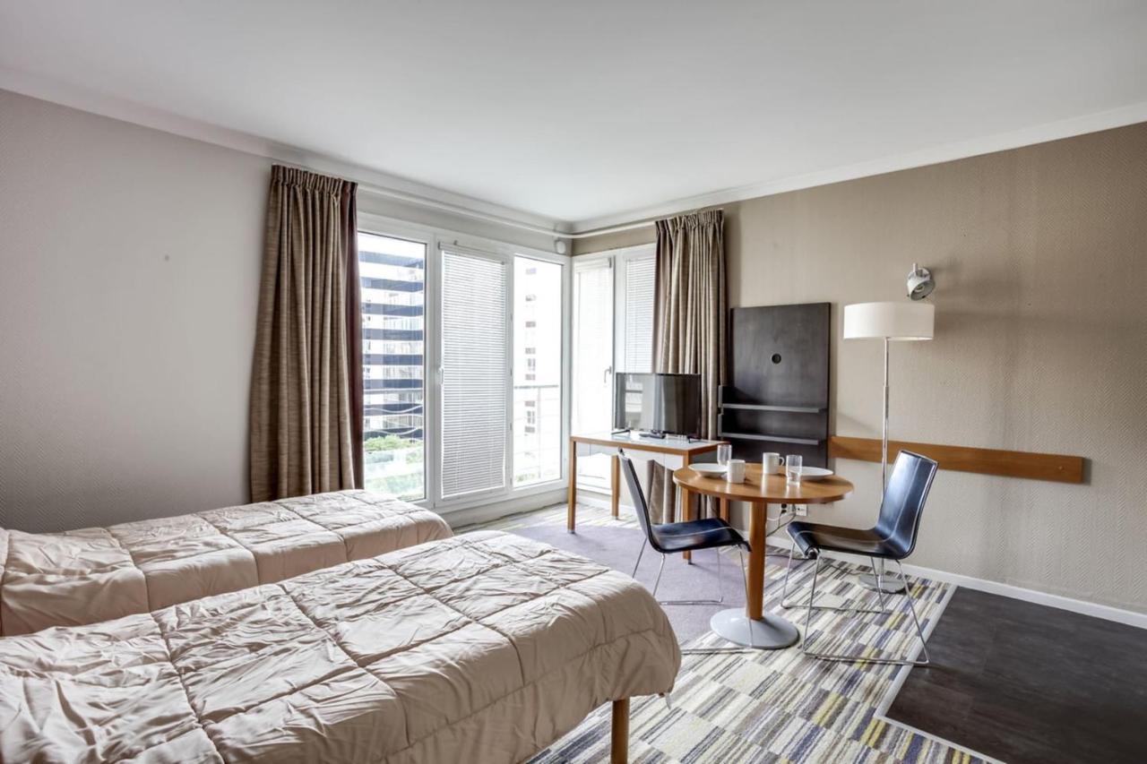 Guestready - Studio Cosy Pres Du Metro Issy-les-Moulineaux Exterior photo