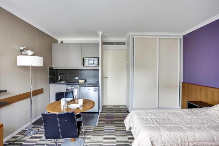 Guestready - Studio Cosy Pres Du Metro Issy-les-Moulineaux Exterior photo