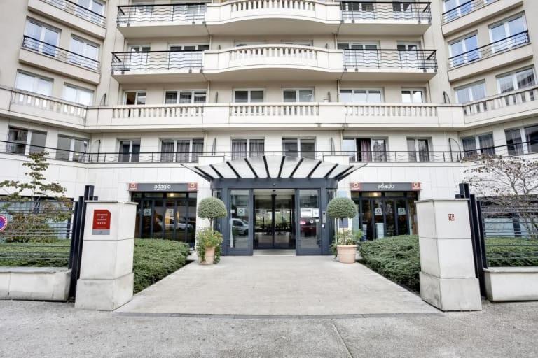Guestready - Studio Cosy Pres Du Metro Issy-les-Moulineaux Exterior photo